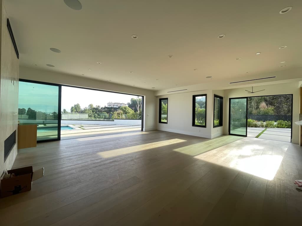 Open Concept Pool View